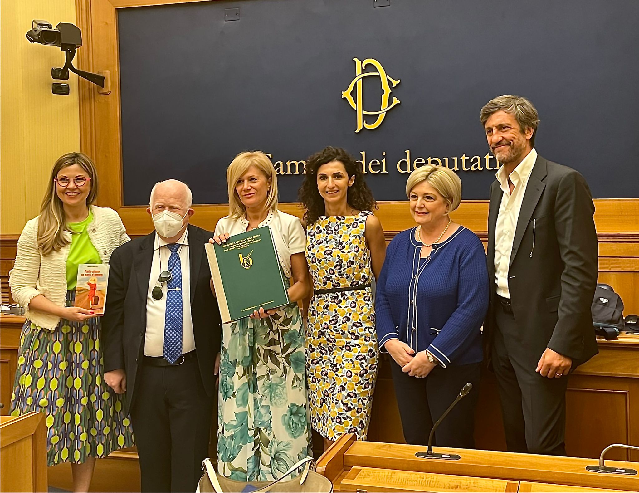 FOTO PRESENTAZIONE LIBRO ARRIGONI